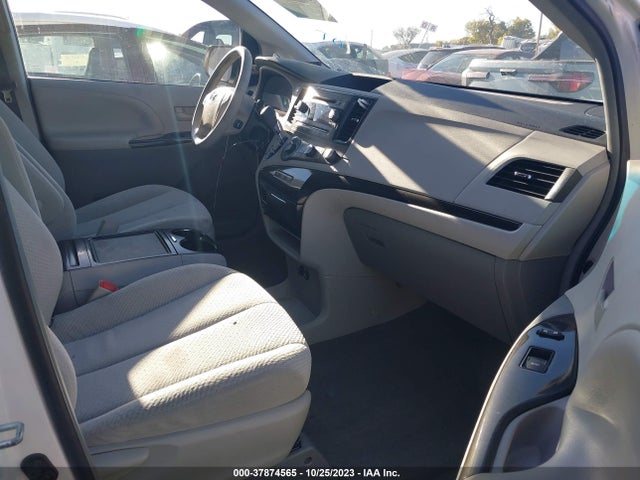 2012 TOYOTA SIENNA LE VIN: 5TDKK3DC9CS238083