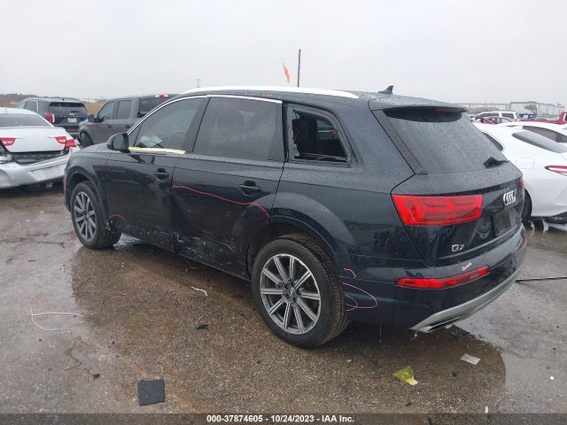 WA1LHAF79JD013897 Audi Q7 2.0t Premium