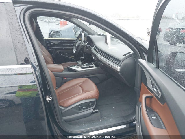 WA1LHAF79JD013897 Audi Q7 2.0t Premium