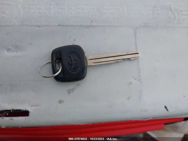 2003 TOYOTA ECHO VIN: JTDBT123430278420