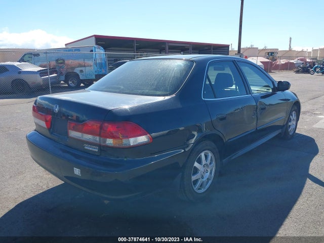 2002 HONDA ACCORD SDN SE VIN: JHMCG56782C010818