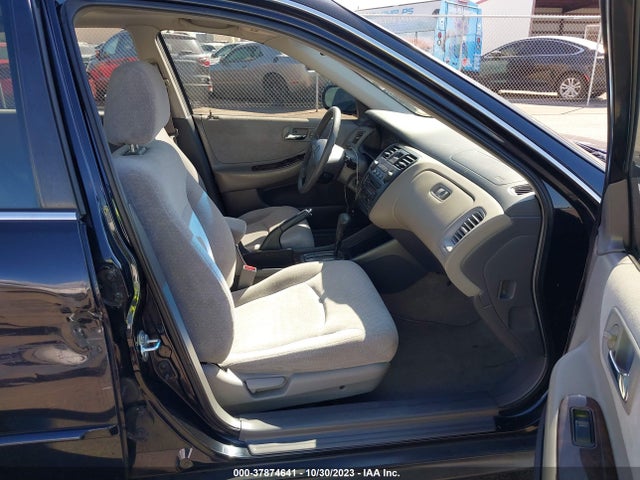 2002 HONDA ACCORD SDN SE VIN: JHMCG56782C010818