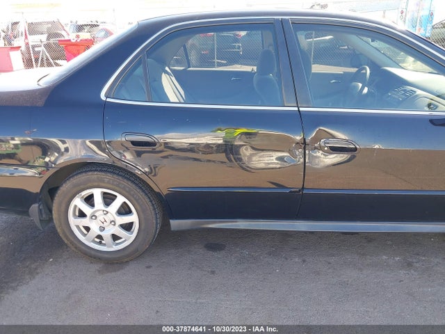 2002 HONDA ACCORD SDN SE VIN: JHMCG56782C010818
