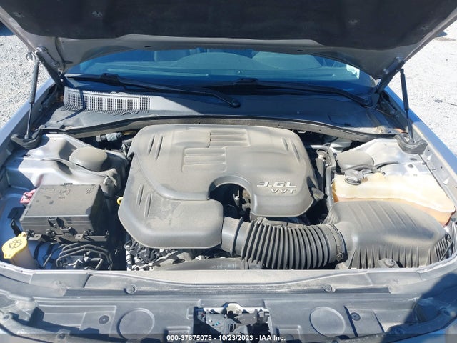 Chrysler 300 Limited 2015 2C3CCAAG8FH921946 Image 10
