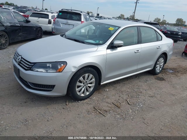 1VWAT7A33EC120892 Volkswagen Passat Wolfsburg Ed