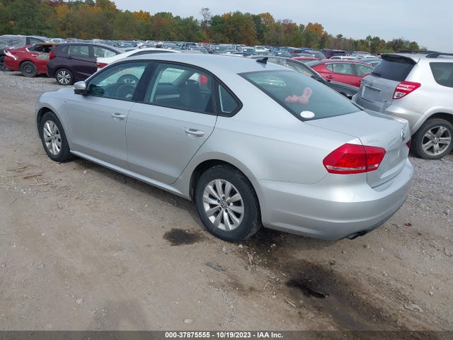 1VWAT7A33EC120892 Volkswagen Passat Wolfsburg Ed