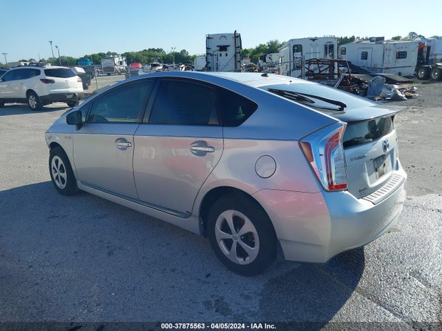 Toyota Prius Two 2015 JTDKN3DU0F0483698 Image 3