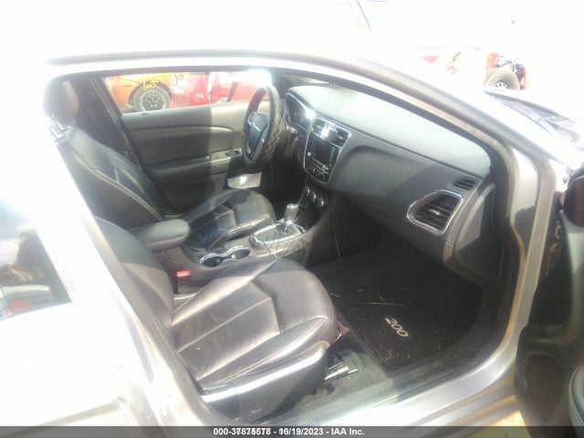 2013 CHRYSLER 200 LIMITED VIN: 1C3CCBCG8DN673589
