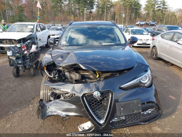 ZASFAKPN3J7B63259 Alfa Romeo Stelvio Sport Awd