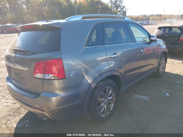 2013 KIA SORENTO SX VIN: 5XYKWDA2XDG345762