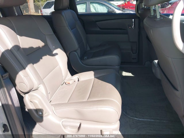 2015 HONDA ODYSSEY EX-L VIN: 5FNRL5H67FB075681