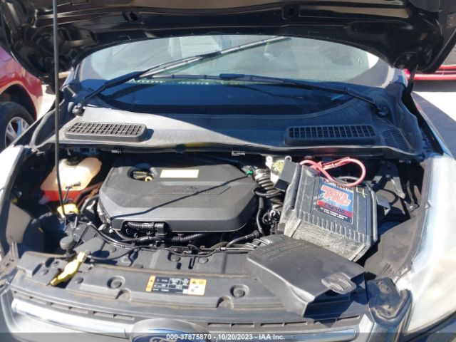 1FMCU9GX8FUB74047 Ford ESCAPE SE