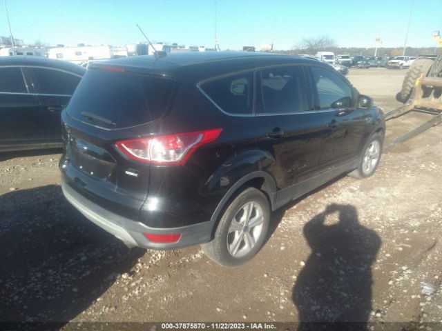 1FMCU9GX8FUB74047 Ford ESCAPE SE