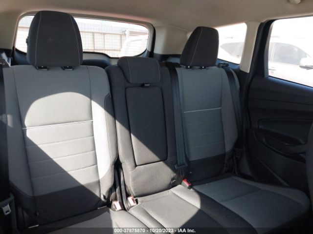 1FMCU9GX8FUB74047 Ford ESCAPE SE