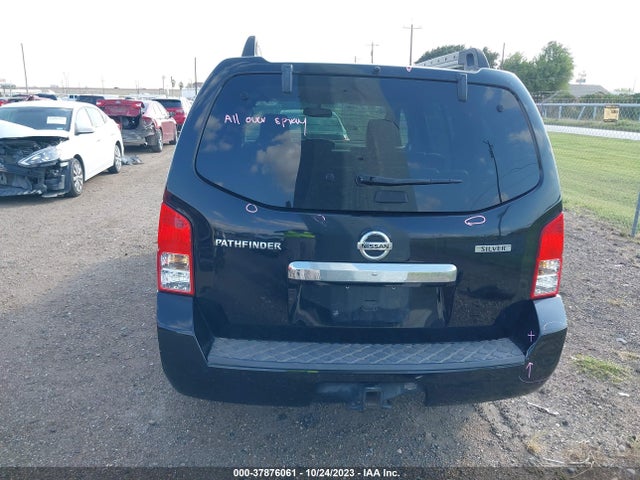 2011 NISSAN PATHFINDER SILVER VIN: 5N1AR1NN8BC629233