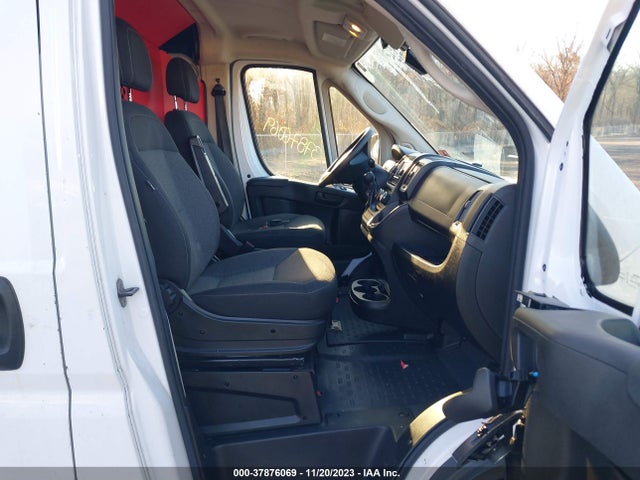 3C6TRVAG3JE118426 RAM Promaster Cargo Van