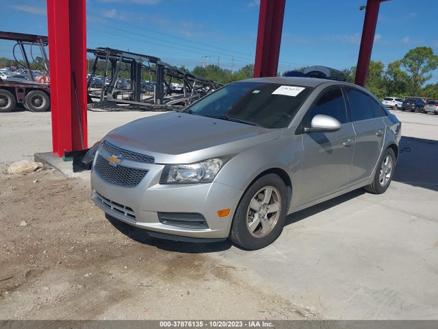 Chevrolet Cruze 1lt 2014 1G1PC5SB7E7156948 Image 2