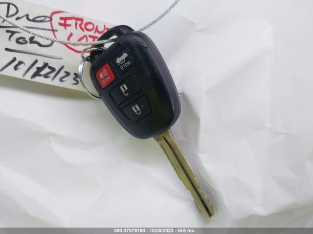 2019 TOYOTA COROLLA L/LE/SE/XLE/XSE VIN: 2T1BURHE4KC239044