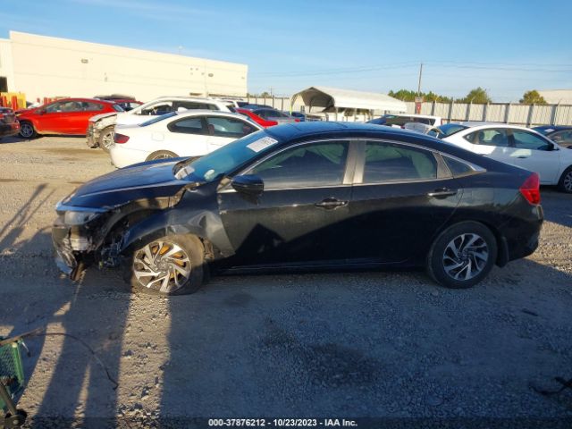 19XFC2F7XGE085867 Honda Civic Sedan Ex