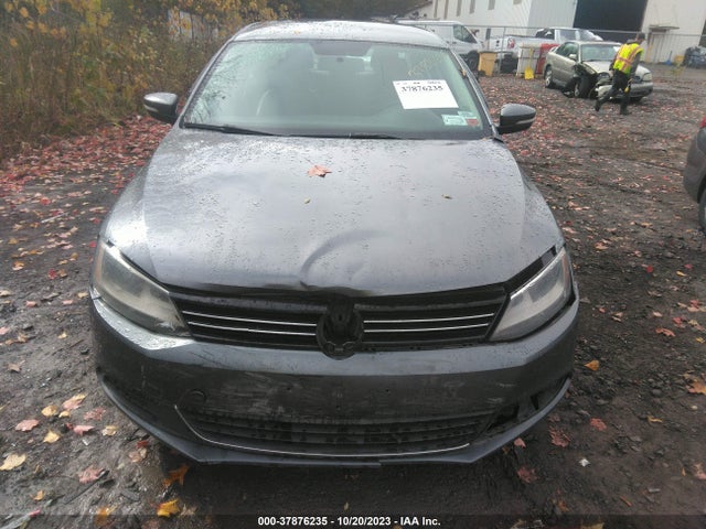3VWD17AJXEM291753 Volkswagen Jetta Sedan Se W/connectivity