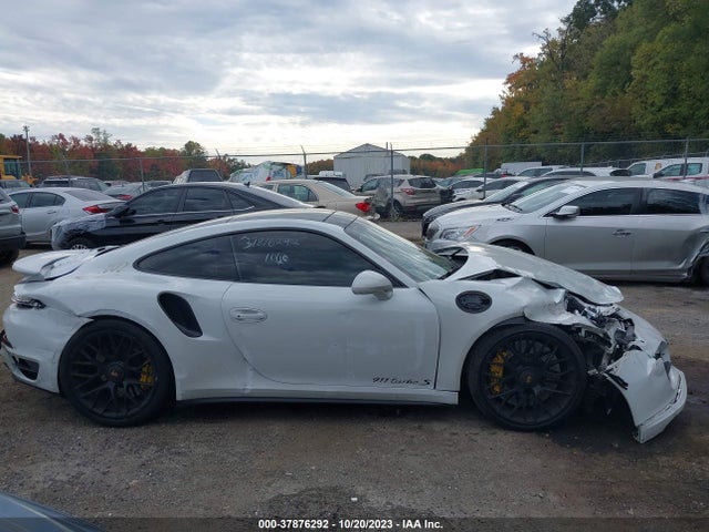 Porsche 911 Turbo S 2015 WP0AD2A98FS166930 Image 12