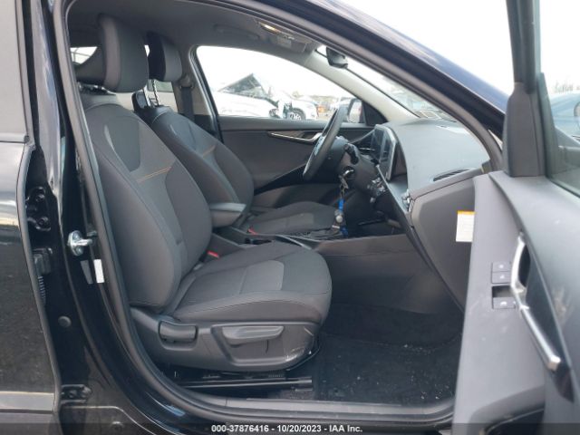 KNDCP3LE4P5090817 KIA NIRO LX