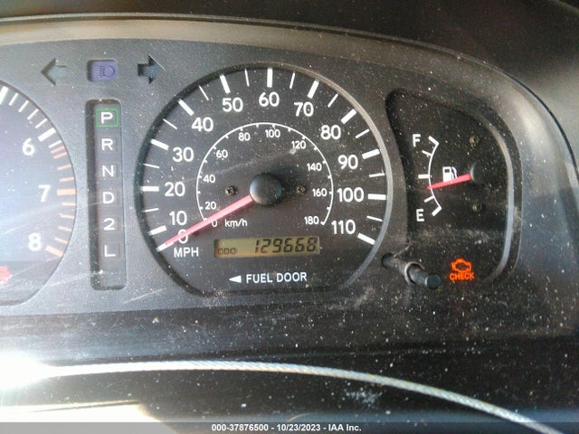 1999 TOYOTA SIENNA XLE VIN: 4T3ZF13C5XU170765