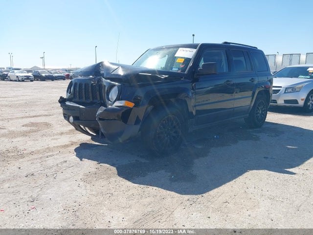 1C4NJPBA3FD359023 Jeep Patriot Altitude Edition