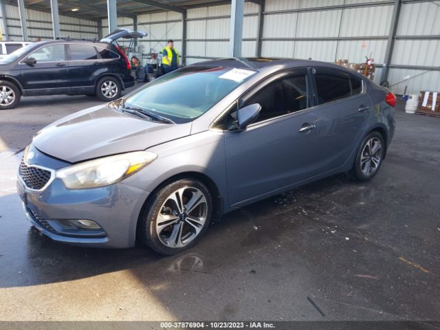KNAFZ4A86E5104625 KIA FORTE EX