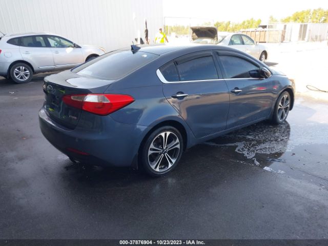 KNAFZ4A86E5104625 KIA FORTE EX