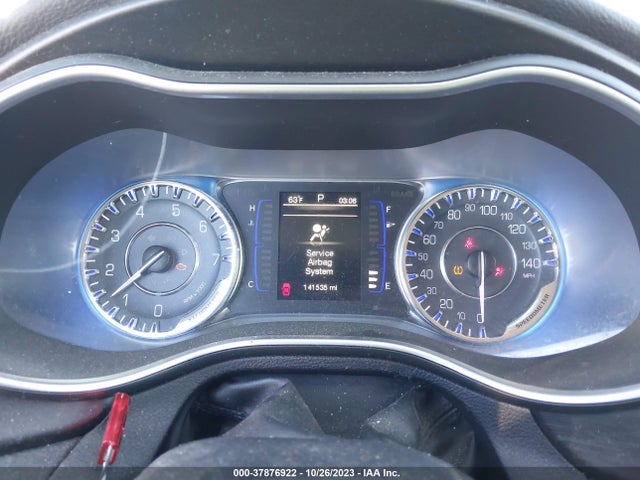 Chrysler 200 Limited 2015 1C3CCCAB4FN714428 Image 7