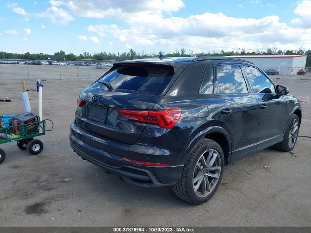 WA1DECF32P1074878 Audi Q3 S Line Premium