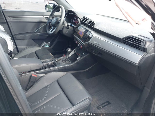 WA1DECF32P1074878 Audi Q3 S Line Premium