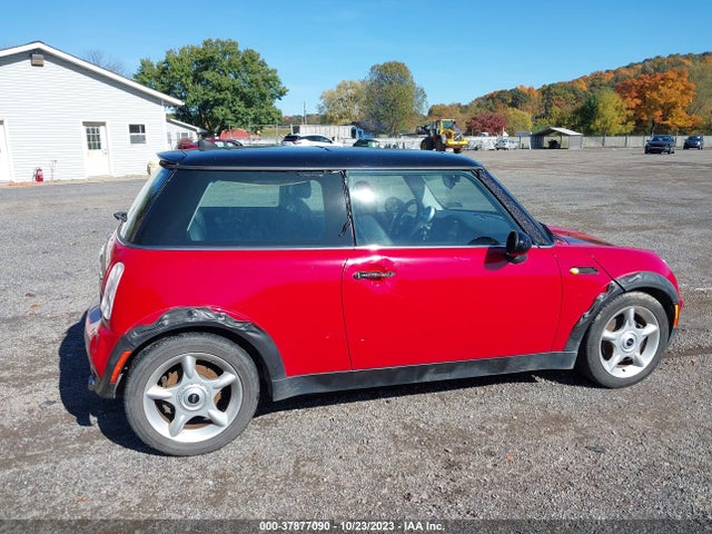 2005 MINI COOPER HARDTOP WMWRC33415TJ67579 Photo 5