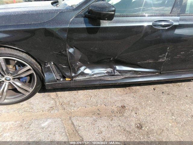 WBA7F0C53JGM23987 BMW 750i