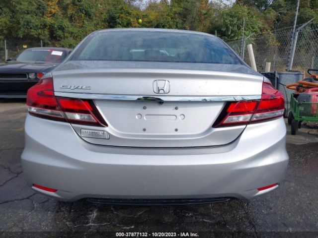 19XFB2F57EE266780 Honda Civic Sedan Lx