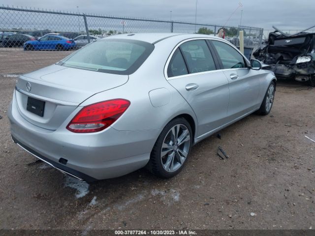 55SWF4JB3HU205632 Mercedes-Benz C 300 Sport/luxury/