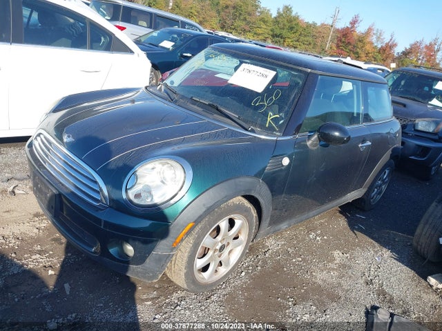 2009 MINI COOPER HARDTOP WMWMF33529TU75375 Photo 1