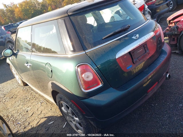 2009 MINI COOPER HARDTOP WMWMF33529TU75375 Photo 2