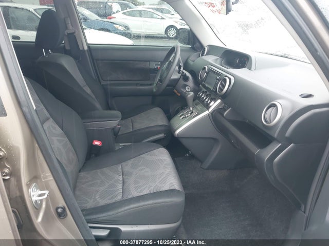 2013 SCION XB VIN: JTLZE4FE9DJ048426