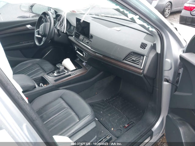 WA1AAAFY2M2113800 Audi Q5 PREMIUM