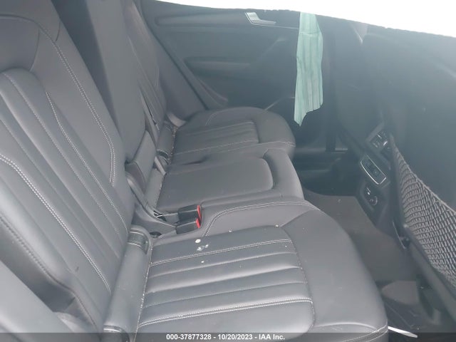 WA1AAAFY2M2113800 Audi Q5 PREMIUM