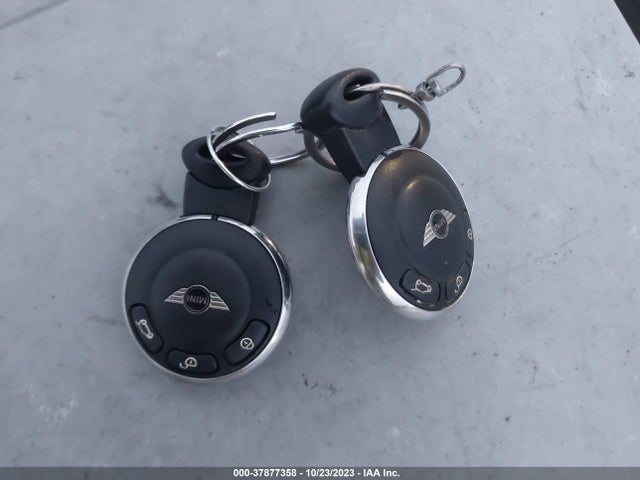 2007 MINI COOPER HARDTOP WMWMF73567TL85330 Photo 10