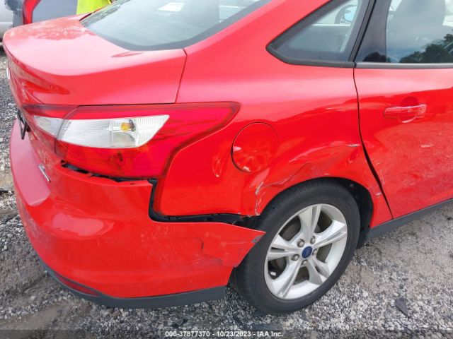 1FADP3F28EL438980 Ford FOCUS SE