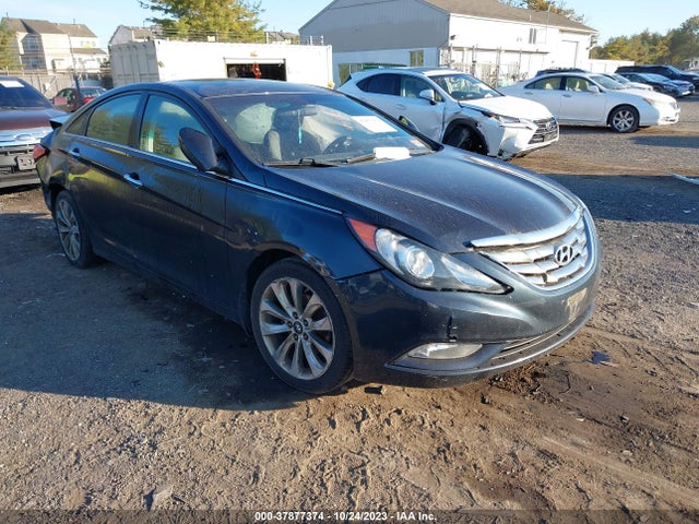 2011 HYUNDAI SONATA SE VIN: 5NPEC4AB7BH215885
