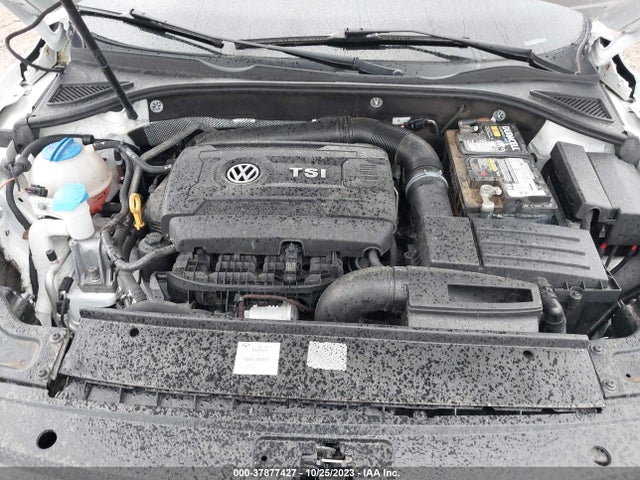 1VWBT7A38HC014723 Volkswagen Passat 1.8t Se