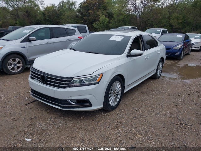 1VWBT7A38HC014723 Volkswagen Passat 1.8t Se