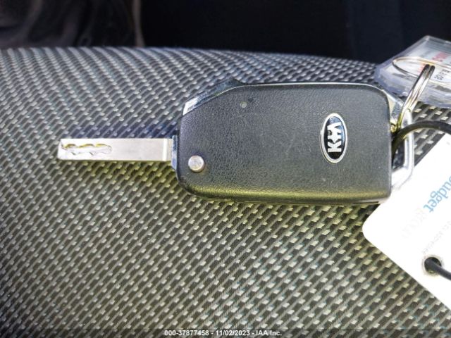 KNDEPCAA8M7179993 KIA Seltos Lx