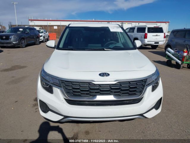 KNDEPCAA8M7179993 KIA Seltos Lx