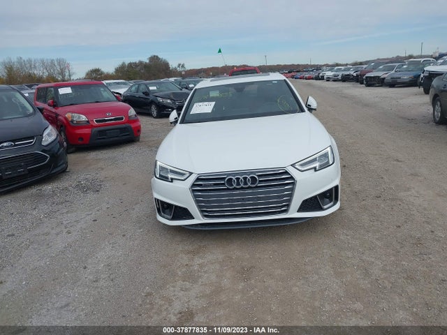 Audi A4 Premium Plus 2019 WAUENAF48KN018319 Image 12
